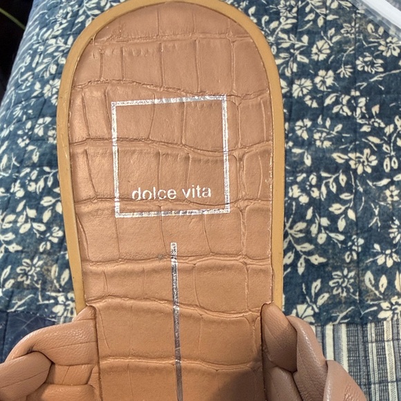 Dolce Vita Braided Tan Sandals NWOT - Picture 3 of 4